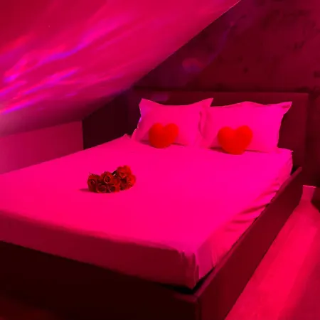 L'ascension Du - Jacuzzi&sauna Privés En Duplex * Brie-Comte-Robert
